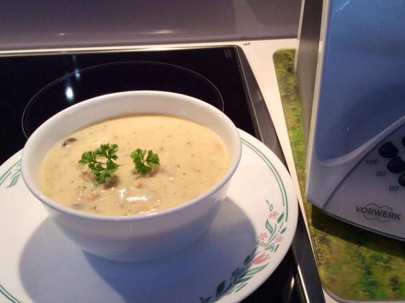 Onie's seafood chowder 