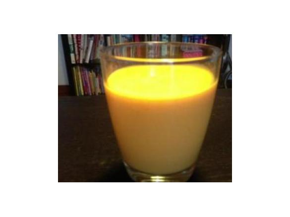 Mango Smoothie with Tumeric, Ginger and Kefir