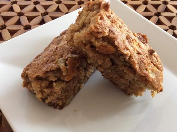 Apple Cinnamon Cake