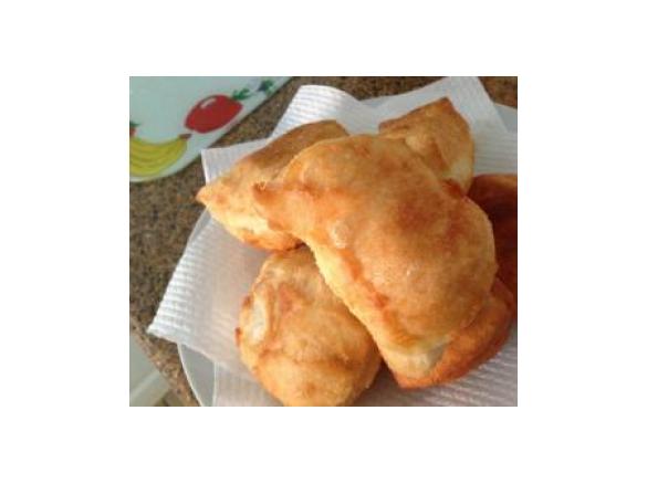 Vetkoek (fat cakes)