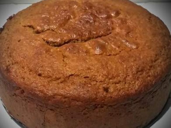 Gluten free banana and coconut cake 