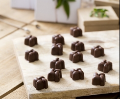 Chocolate hazelnut kisses