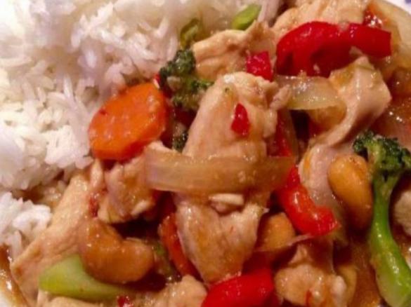Variation Thai Chicken with Cashews