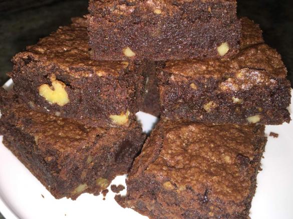 Chocolate and walnut brownie