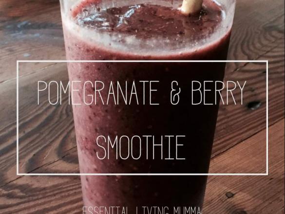Pomegranate & Berry Smoothie