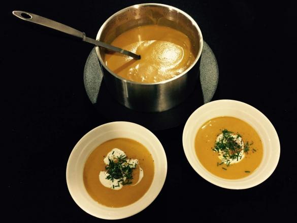 Curried pumpkin and sweet potato soup