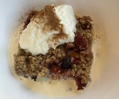 Apple, Berry, Flaxseed and Almond Baked Oatmeal