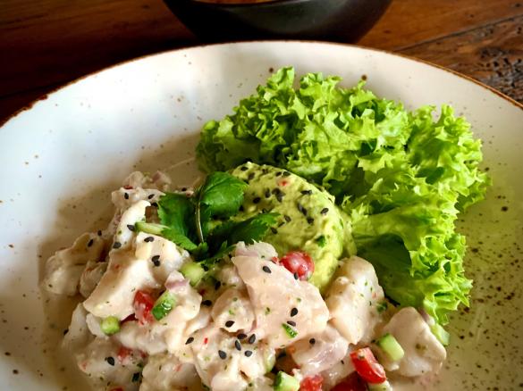 Ceviche with avocado mousse