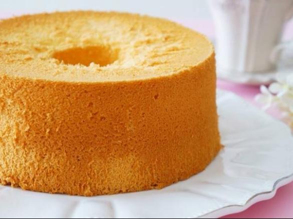Original flavour chiffon cake