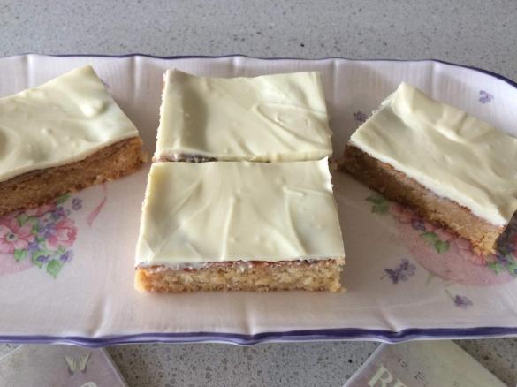 White Choc Macadamia & Coconut Slice 