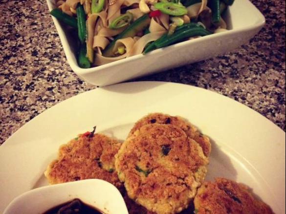 Thai tofu cakes with rice noodle salad