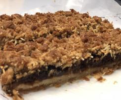 Apricot crumble slice (AWW)