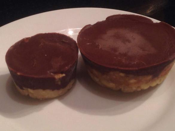 Raw paleo snickers bar vegan 