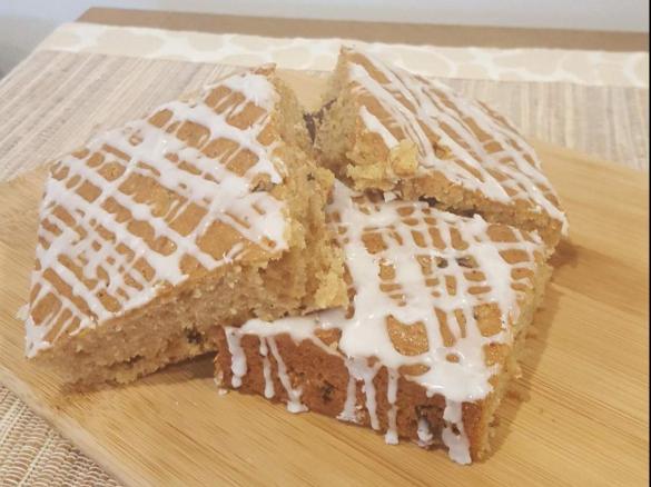 Apple And Sultana Slice