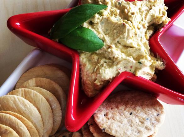 Cream cheese, cashew, basil and capsicum dip