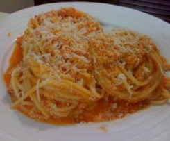 Red Pepper and Ricotta pasta sauce