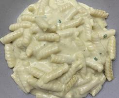 BLADE COVER Alfredo pasta