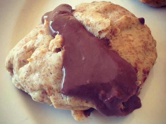 Guilt free chocolate profiterole - Bomba de Chocolate light