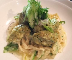 Creamy pasta with seafood balls - Varoma complete meal