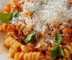 Marvelous Blend's Tomato Sauce