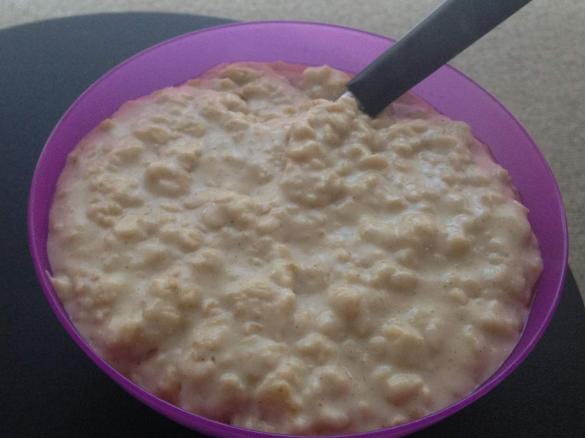 Creamy spiced honey porridge