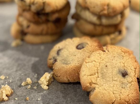 Keto Choc Chip Cookies