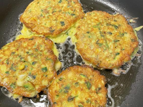 ThermoGen’s Corn and Zucchini Fritters