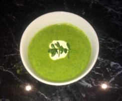Creamy Spinach and Cashew Soup