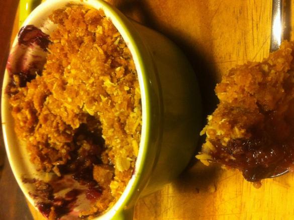 Apple and Blueberry Crumble