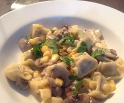 Tortellini white mushroom and corn sauce 