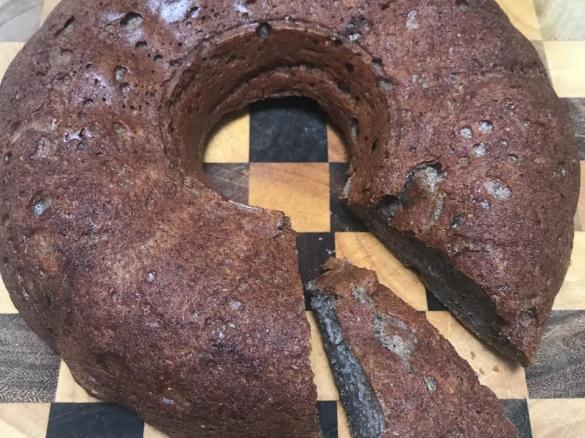 Banana & Raspberry Cake