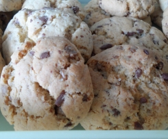 Chunky Choc Chip Cookies