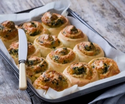 THREE CHEESE AND SPINACH ROLL 