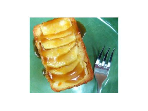 Apple Dessert Cakes with Caramel Brandy Sauce