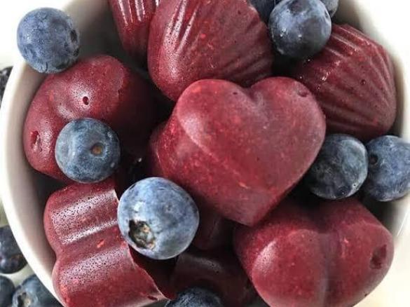 Berry smoothie gummies