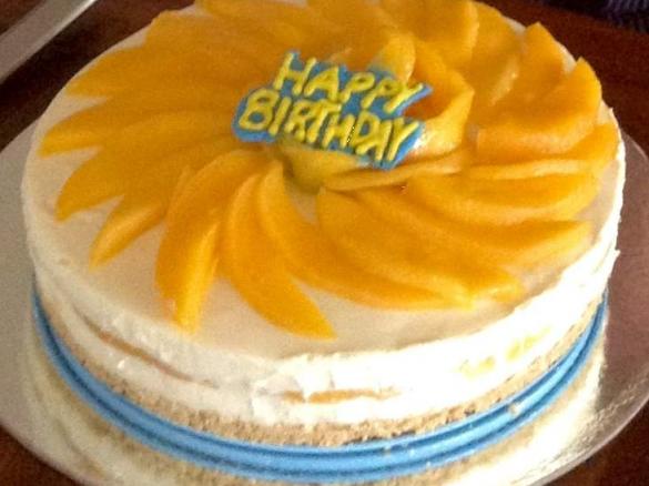 Chilled Mango Cheesecake