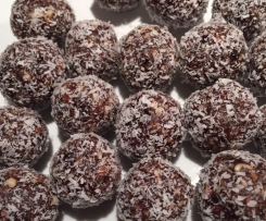 Almond & Macadamia Bliss Bombs (Protein Balls)