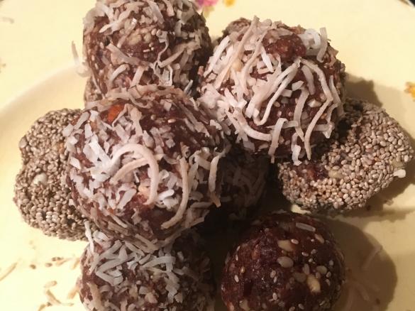 Raw Energy Balls