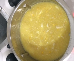 Chicken and sweet corn soup (chinese style)