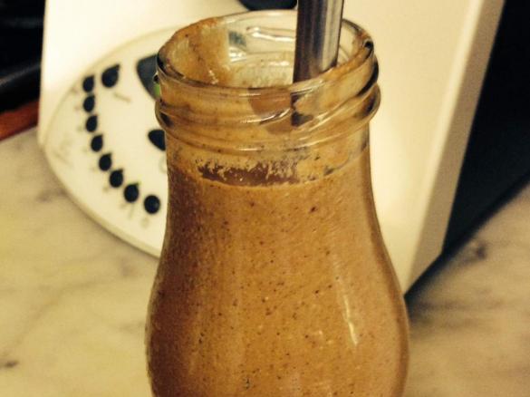 Choc-Hazelnut 'green' Smoothie
