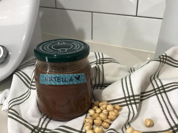 3 Ingredient Homemade Nutella