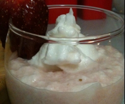 Oma's Strawberry Soup