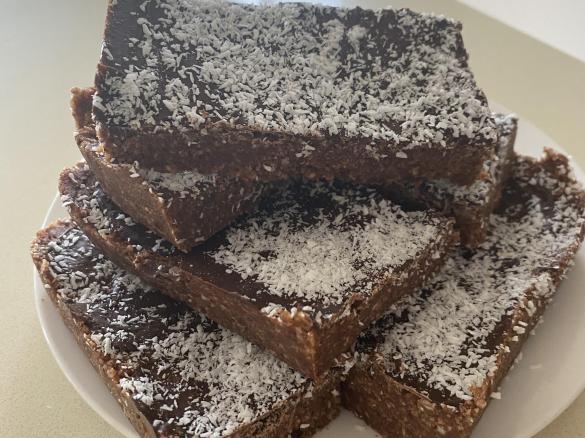 Healthy chocolate coconut slice
