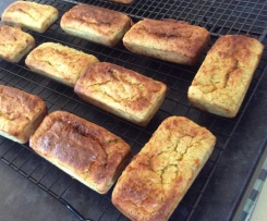 Cheesy corn and broccoli muffins