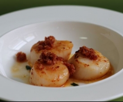 Seared scallops with Truffle Ponzu, pancetta dust and a kaffir lime butter 