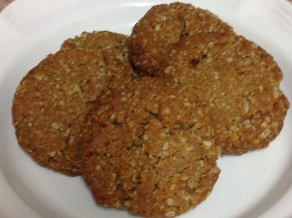 Chewy Anzac Biscuits