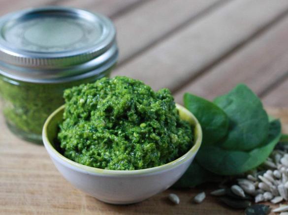 Nut Free Spinach & Feta Pesto