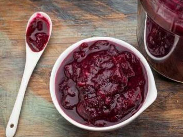 Homemade cranberry sauce
