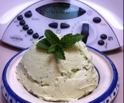 Avocado and cream cheese dip