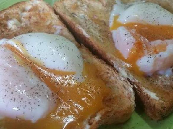 TM5 poached eggs in shell
